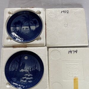 Blue royal Copenhagen Collector Decorative Wall Plates - Set of 2